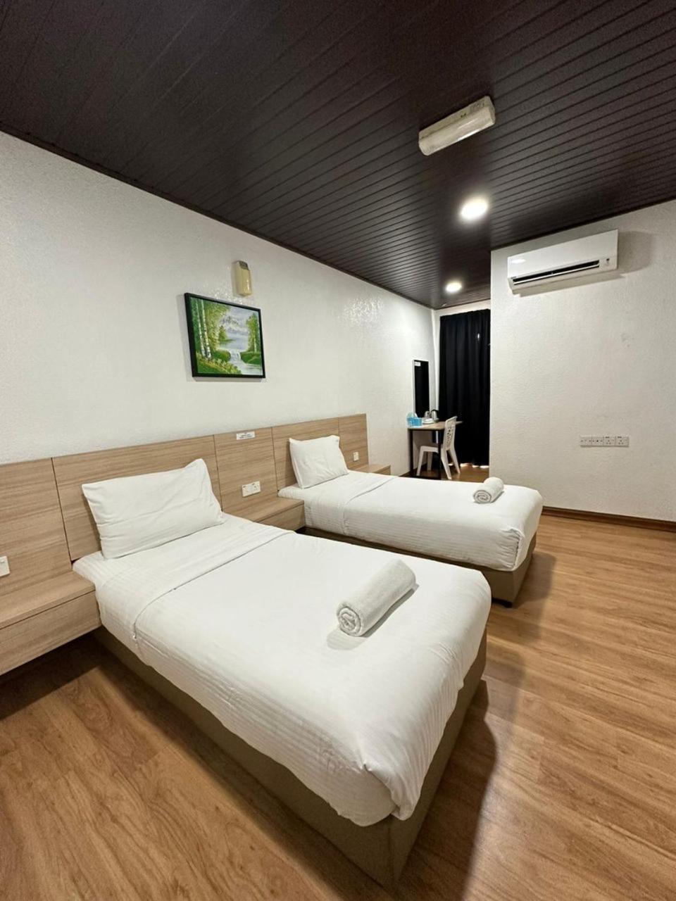Kangar Hotel Sdn Bhd Zewnętrze zdjęcie